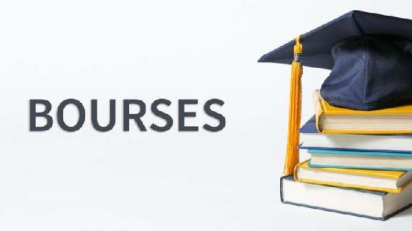Top 10 Bourses d’Études pour les Marocains (2025)